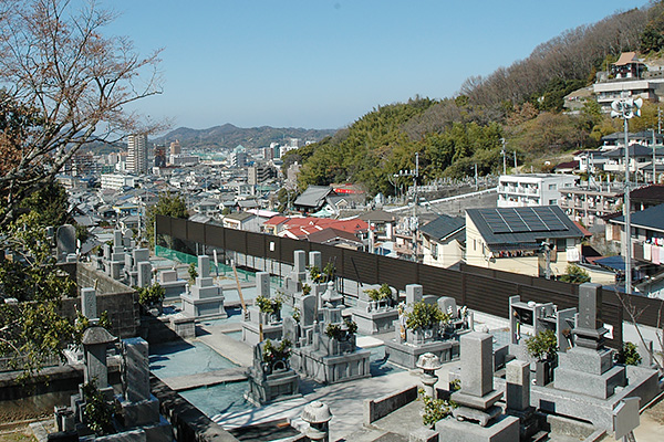 来迎寺墓地